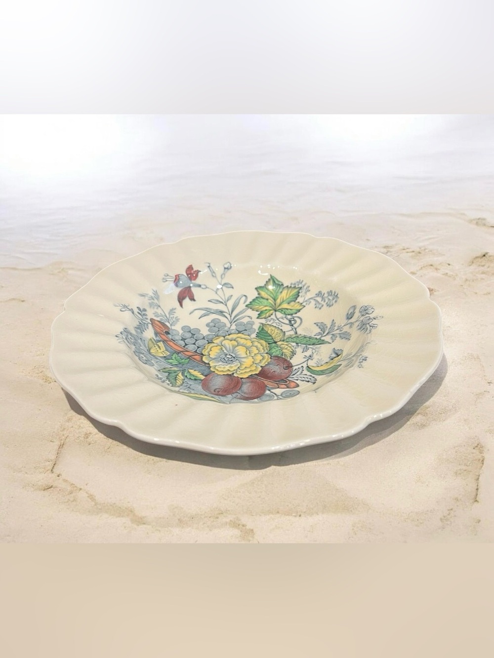 Vintage 1932 Royal Daulton, 'the Kirkwood" Large Soup Bowls, 9".